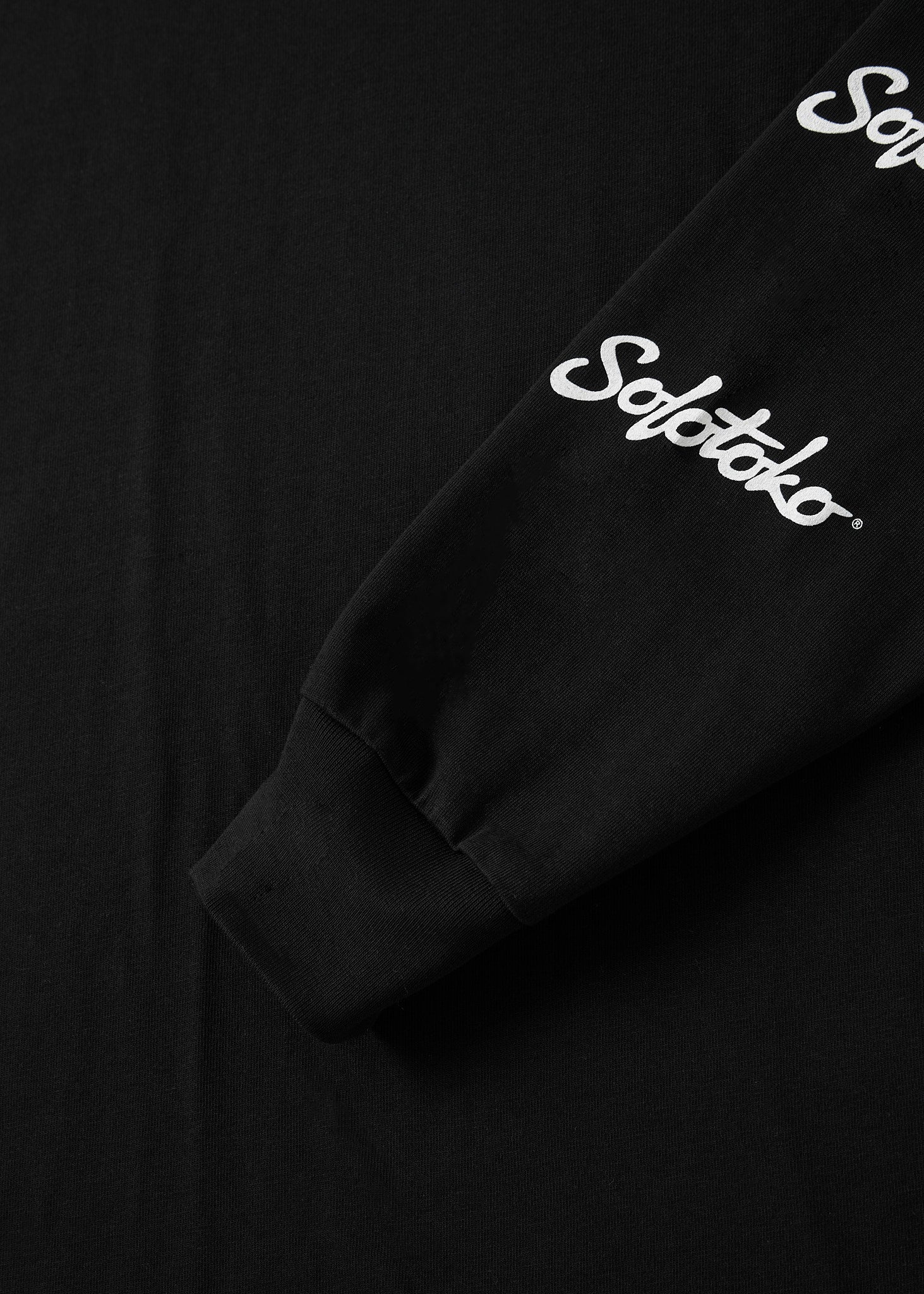 SOLOTOKO LONG SLEEVE BLACK T-SHIRT